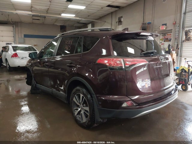 45847425 :رقم المزاد ، 2T3RFREV1JW818493 vin ، 2018 Toyota Rav4 Xle مزاد بيع