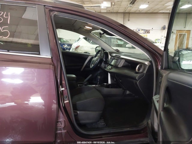 45847425 :رقم المزاد ، 2T3RFREV1JW818493 vin ، 2018 Toyota Rav4 Xle مزاد بيع
