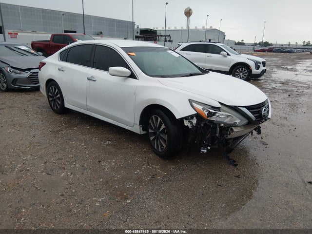 2018 Nissan Altima 2.5 Sv მანქანა იყიდება აუქციონზე, vin: 1N4AL3AP3JC213135, აუქციონის ნომერი: 45847465