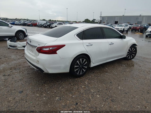 2018 Nissan Altima 2.5 Sv მანქანა იყიდება აუქციონზე, vin: 1N4AL3AP3JC213135, აუქციონის ნომერი: 45847465