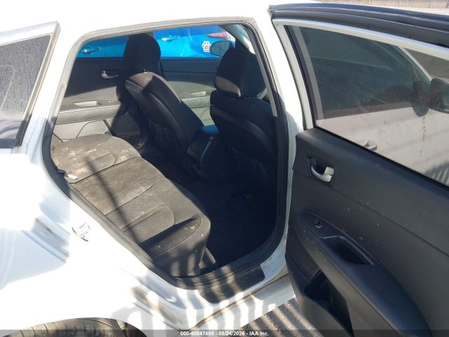 KIA Optima Lx 2018 5XXGT4L35JG269467 Image 8