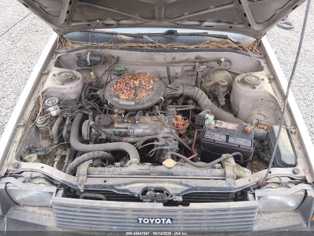 1984 Toyota Corolla Dlx მანქანა იყიდება აუქციონზე, vin: JT2AE82E1E3121793, აუქციონის ნომერი: 45847567