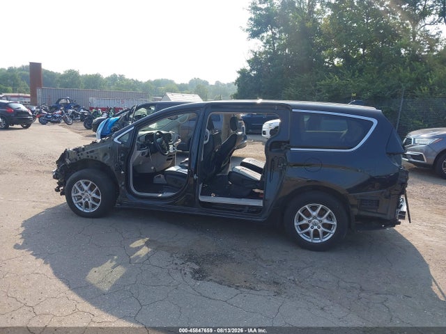 45847659 :رقم المزاد ، 2C4RC1BG1PR509366 vin ، 2023 Chrysler Pacifica Touring L مزاد بيع