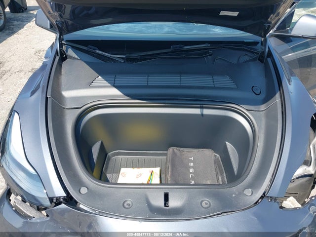 Продаж на аукціоні авто 2023 Tesla Model Y Awd/long Range Dual Motor All-wheel Drive, vin: 7SAYGDEE1PF981139, номер лоту: 45847778