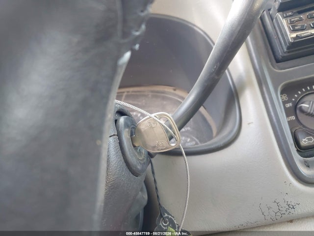 2002 Gmc Yukon Slt მანქანა იყიდება აუქციონზე, vin: 1GKEC13V52R327071, აუქციონის ნომერი: 45847789