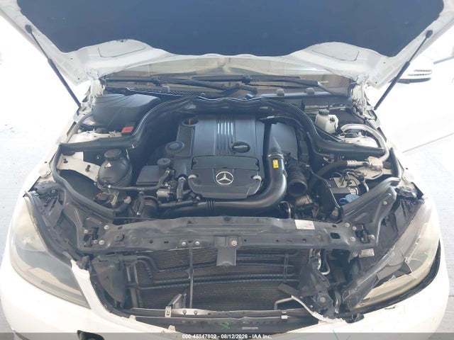 Продаж на аукціоні авто 2013 Mercedes-benz C 250 Sport, vin: WDDGF4HB5DA773448, номер лоту: 45847802