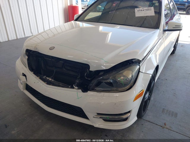 Продаж на аукціоні авто 2013 Mercedes-benz C 250 Sport, vin: WDDGF4HB5DA773448, номер лоту: 45847802