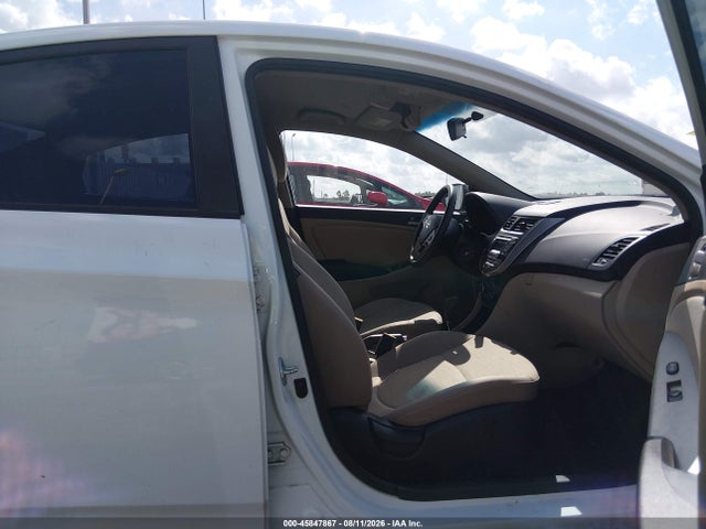 45847867 :رقم المزاد ، KMHCT4AE3FU859943 vin ، 2015 Hyundai Accent Gls مزاد بيع