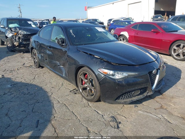 Продаж на аукціоні авто 2018 Alfa Romeo Giulia Ti Sport Rwd, vin: ZARFAECN7J7578302, номер лоту: 45847881