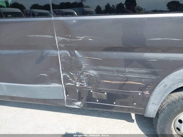 Продажа на аукционе авто 2017 Ram Promaster 2500 Window Van High Roof 159 Wb, vin: 3C6TRVPGXHE524320, номер лота: 45847995