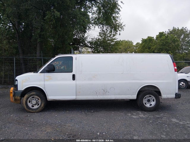 2024 Chevrolet Express Cargo Rwd 2500 Extended Wheelbase Wt მანქანა იყიდება აუქციონზე, vin: 1GCWGBFP7R1292663, აუქციონის ნომერი: 45848014