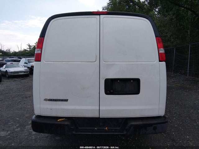 2024 Chevrolet Express Cargo Rwd 2500 Extended Wheelbase Wt მანქანა იყიდება აუქციონზე, vin: 1GCWGBFP7R1292663, აუქციონის ნომერი: 45848014