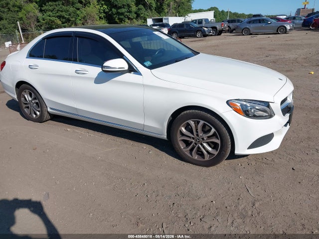 45848018 :رقم المزاد ، 55SWF4KB4HU212071 vin ، 2017 Mercedes-benz C 300 4matic مزاد بيع