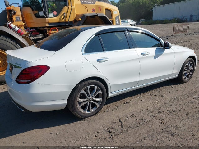 45848018 :رقم المزاد ، 55SWF4KB4HU212071 vin ، 2017 Mercedes-benz C 300 4matic مزاد بيع