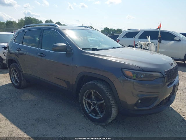 45848110 :رقم المزاد ، 1C4PJMLX1KD271382 vin ، 2019 Jeep Cherokee Latitude Plus 4x4 مزاد بيع