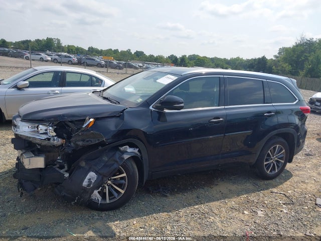 Aukcja sprzedaży 2017 Toyota Highlander Xle, vin: 5TDJZRFH6HS473387, numer aukcji: 45848140