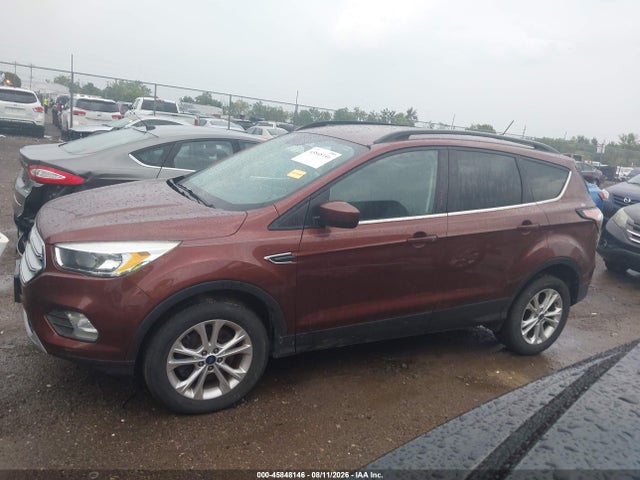 Продажа на аукционе авто 2018 Ford Escape Se, vin: 1FMCU9GD6JUA96429, номер лота: 45848146