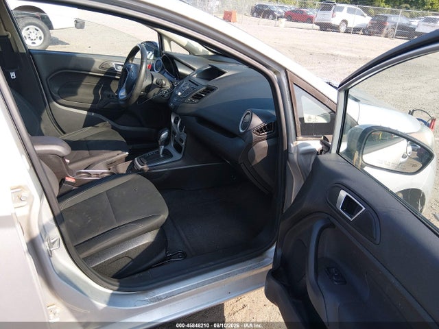 Ford FIESTA SE 2016 3FADP4BJ7GM128534 Image 5