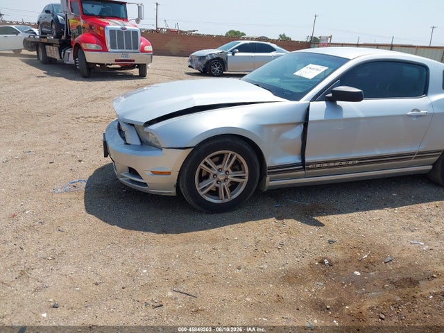 45848303 :رقم المزاد ، 1ZVBP8AM9D5260312 vin ، 2013 Ford Mustang V6 مزاد بيع