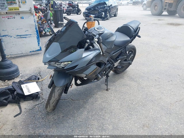 Kawasaki Ex650 R 2024 ML5EXER14RDAD5357 Image 2