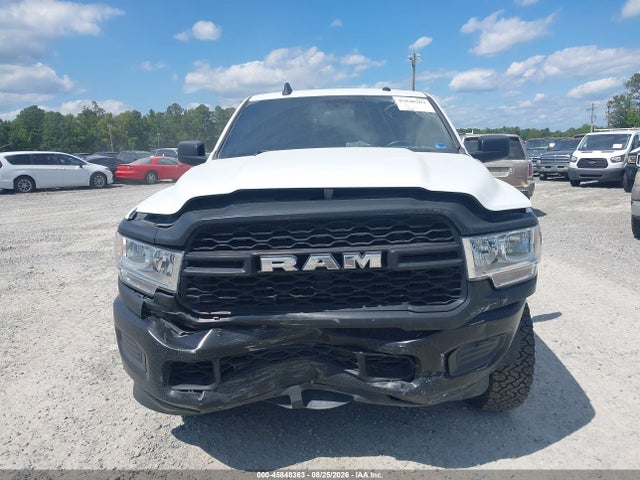 3C6UR5HJ7NG155091 RAM 2500 Tradesman 4x4 8&#039; Box