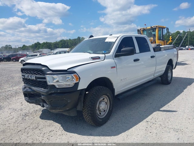 3C6UR5HJ7NG155091 RAM 2500 Tradesman 4x4 8&#039; Box