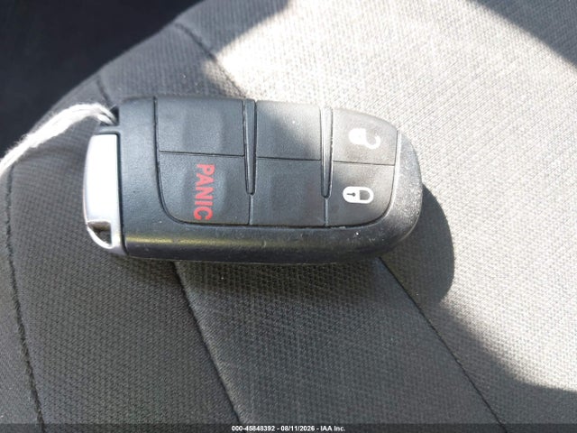 Продажа на аукционе авто 2021 Jeep Grand Cherokee Laredo E 4x2, vin: 1C4RJEAG6MC681721, номер лота: 45848392