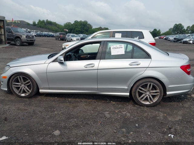 Aukcja sprzedaży 2012 Mercedes-benz C 300 Sport 4matic, vin: WDDGF8BB8CA611490, numer aukcji: 45848450