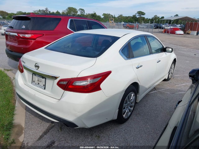 2018 Nissan Altima 2.5 S მანქანა იყიდება აუქციონზე, vin: 1N4AL3AP7JC130372, აუქციონის ნომერი: 45848461