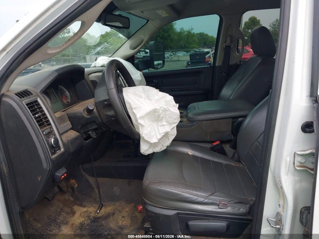 2016 Ram 3500 Tradesman მანქანა იყიდება აუქციონზე, vin: 3C63R3GL7GG273342, აუქციონის ნომერი: 45848504