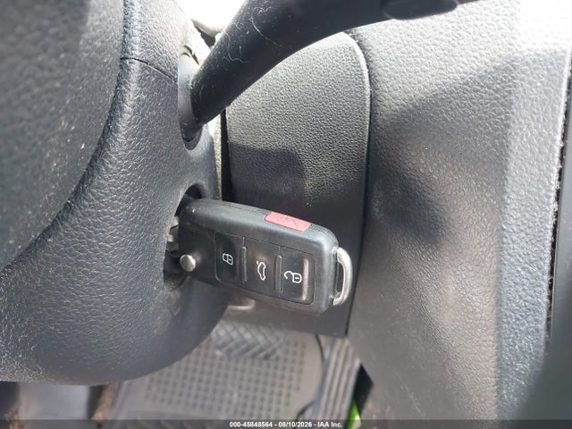 2014 Volkswagen Jetta 1.8t Se მანქანა იყიდება აუქციონზე, vin: 3VWD07AJXEM217851, აუქციონის ნომერი: 45848564