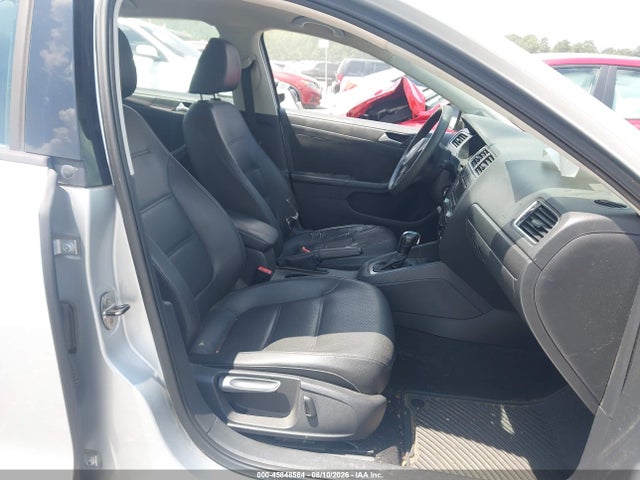 2014 Volkswagen Jetta 1.8t Se მანქანა იყიდება აუქციონზე, vin: 3VWD07AJXEM217851, აუქციონის ნომერი: 45848564