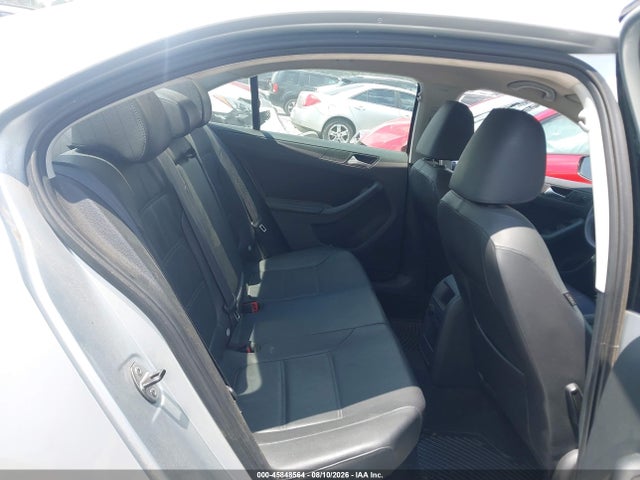 2014 Volkswagen Jetta 1.8t Se მანქანა იყიდება აუქციონზე, vin: 3VWD07AJXEM217851, აუქციონის ნომერი: 45848564