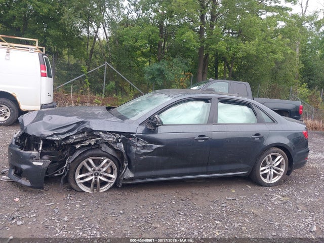 Aukcja sprzedaży 2017 Audi A4 Season Of Audi Premium, vin: WAUDNAF42HN047318, numer aukcji: 45848601