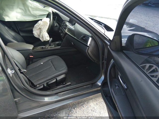 WBA8E1G56JNU93244 BMW 320i