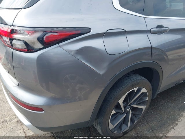 Продаж на аукціоні авто 2022 Mitsubishi Outlander, vin: JA4J3UA87NZ027426, номер лоту: 45848623
