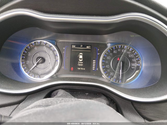 Продаж на аукціоні авто 2015 Chrysler 200 Limited, vin: 1C3CCCAB3FN752619, номер лоту: 45848635