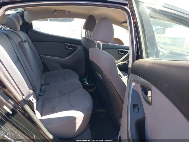 Продажа на аукционе авто 2016 Hyundai Elantra Se, vin: KMHDH4AE1GU586069, номер лота: 45848654
