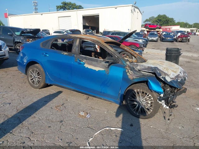 2023 Kia Forte Gt-line მანქანა იყიდება აუქციონზე, vin: 3KPF54AD5PE512830, აუქციონის ნომერი: 45848666