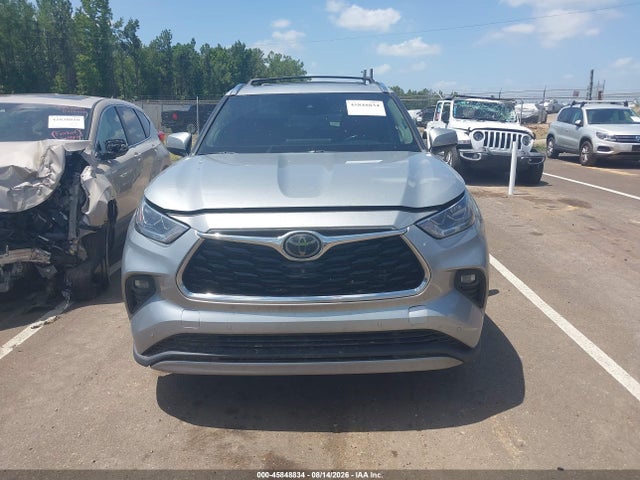 Toyota Highlander Platinum 2021 5TDFZRAH2MS060728 Image 13