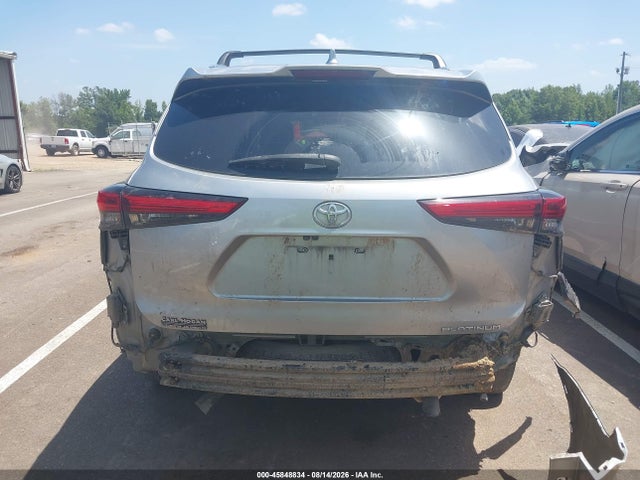 Toyota Highlander Platinum 2021 5TDFZRAH2MS060728 Image 17