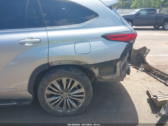 Toyota Highlander Platinum 2021 5TDFZRAH2MS060728 Image 18