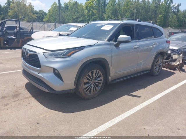 Toyota Highlander Platinum 2021 5TDFZRAH2MS060728 Image 2