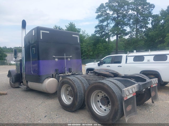 1998 Peterbilt 379 მანქანა იყიდება აუქციონზე, vin: 1XP5D69X2WD446731, აუქციონის ნომერი: 45848850