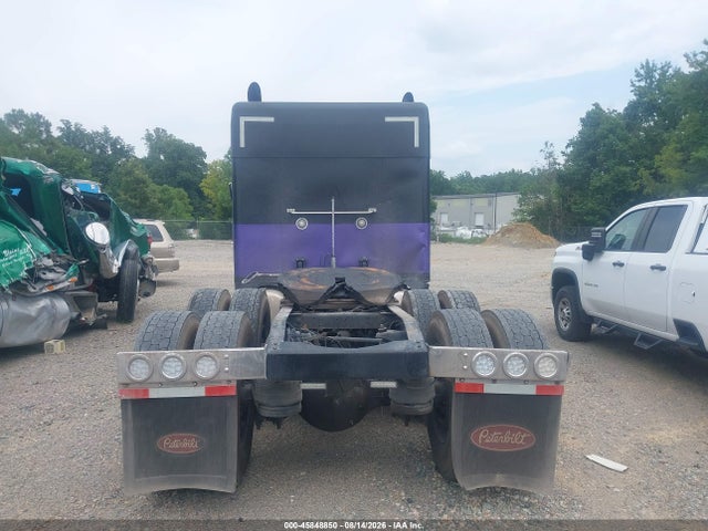 1998 Peterbilt 379 მანქანა იყიდება აუქციონზე, vin: 1XP5D69X2WD446731, აუქციონის ნომერი: 45848850