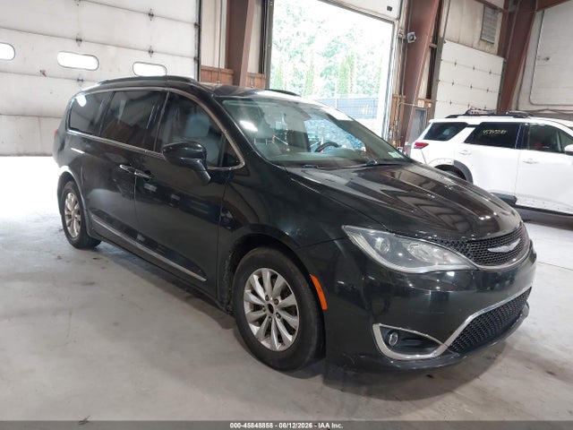 Aukcja sprzedaży 2017 Chrysler Pacifica Touring-l, vin: 2C4RC1BG3HR688155, numer aukcji: 45848858