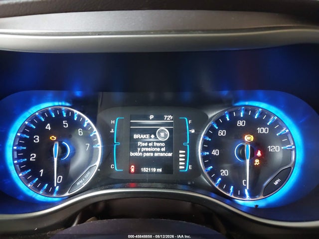 45848858 :رقم المزاد ، 2C4RC1BG3HR688155 vin ، 2017 Chrysler Pacifica Touring-l مزاد بيع
