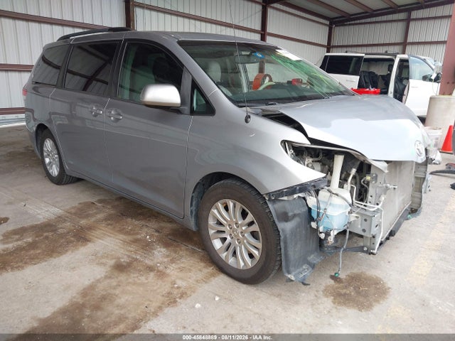 Продажа на аукционе авто 2013 Toyota Sienna Xle V6 8 Passenger, vin: 5TDYK3DC3DS341592, номер лота: 45848889