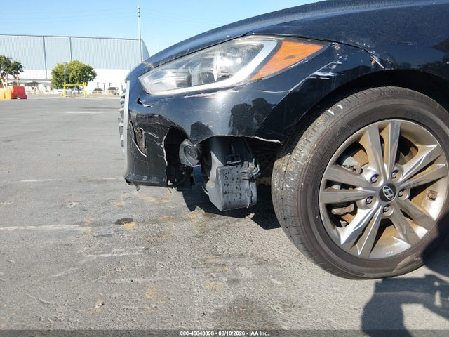 2018 Hyundai Elantra Sel მანქანა იყიდება აუქციონზე, vin: KMHD84LF0JU503051, აუქციონის ნომერი: 45848898