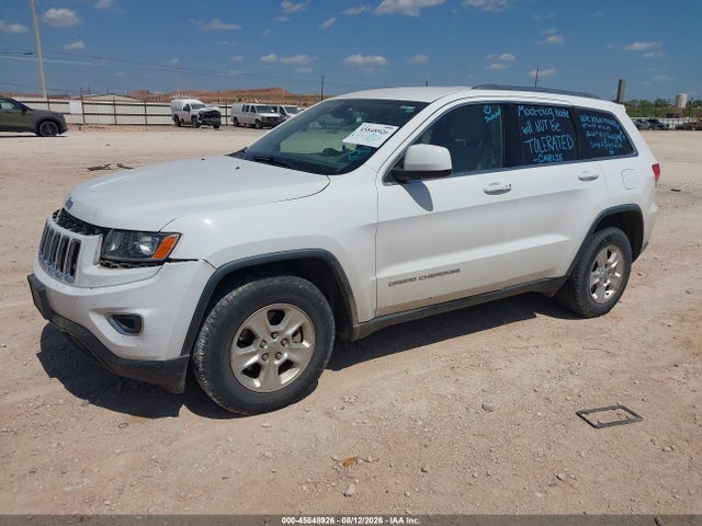 Jeep Grand Cherokee Laredo 2015 1C4RJEAG7FC199570 Image 2